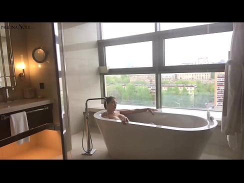 ❤️ Une énorme nana se branlant passionnément la chatte dans la salle de bains ❤❌ Porno at fr.classicmebel21.ru ❌❤